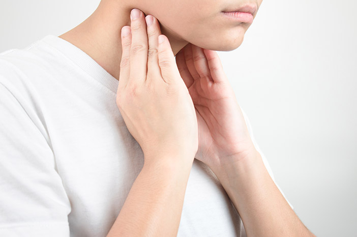 Mandelentzündung kann Halsschmerzen verursachen, hier ist die Erklärung