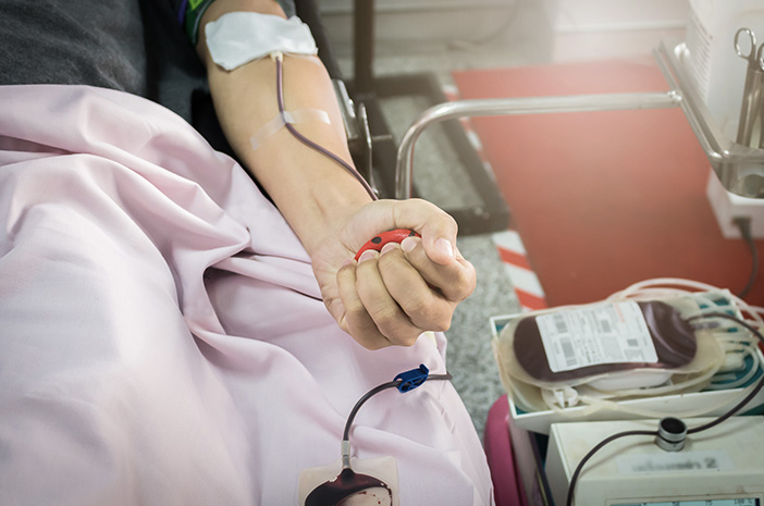 팬데믹 기간 동안 안전하게 헌혈하는 방법 알아보기