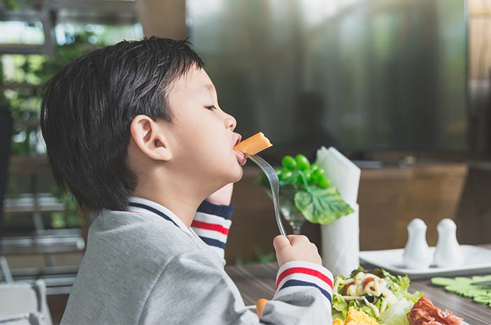 어린이에게 꼭 필요한 영양가 있는 식품 4가지