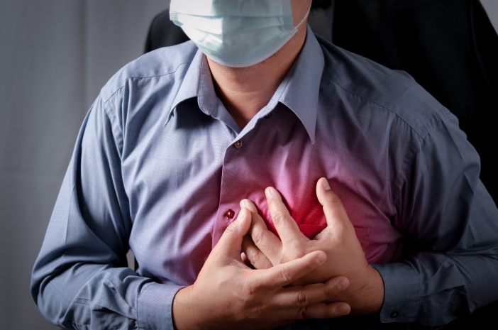 심장병이 약할 때 알아차릴 수 있는 8가지 증상